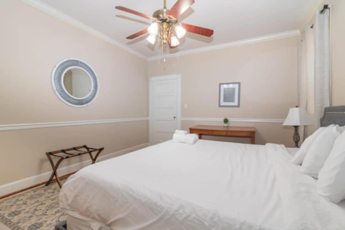 Holiday home The Parkside Lakebottom Park At Doorstep! *